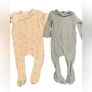 Neutral Ribbed Footed One-Piece Set in Beige and Light Gray